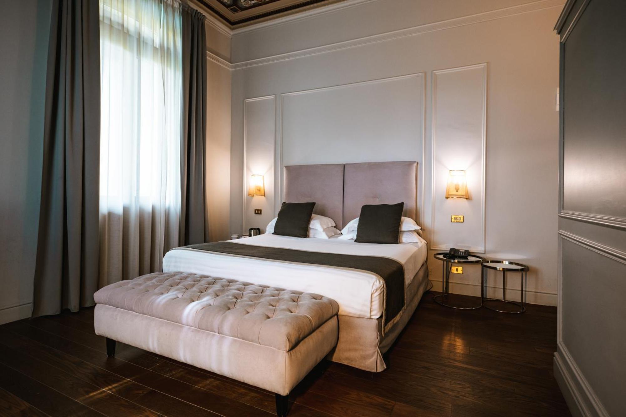 Hotel De La Ville Riccione Eksteriør bilde