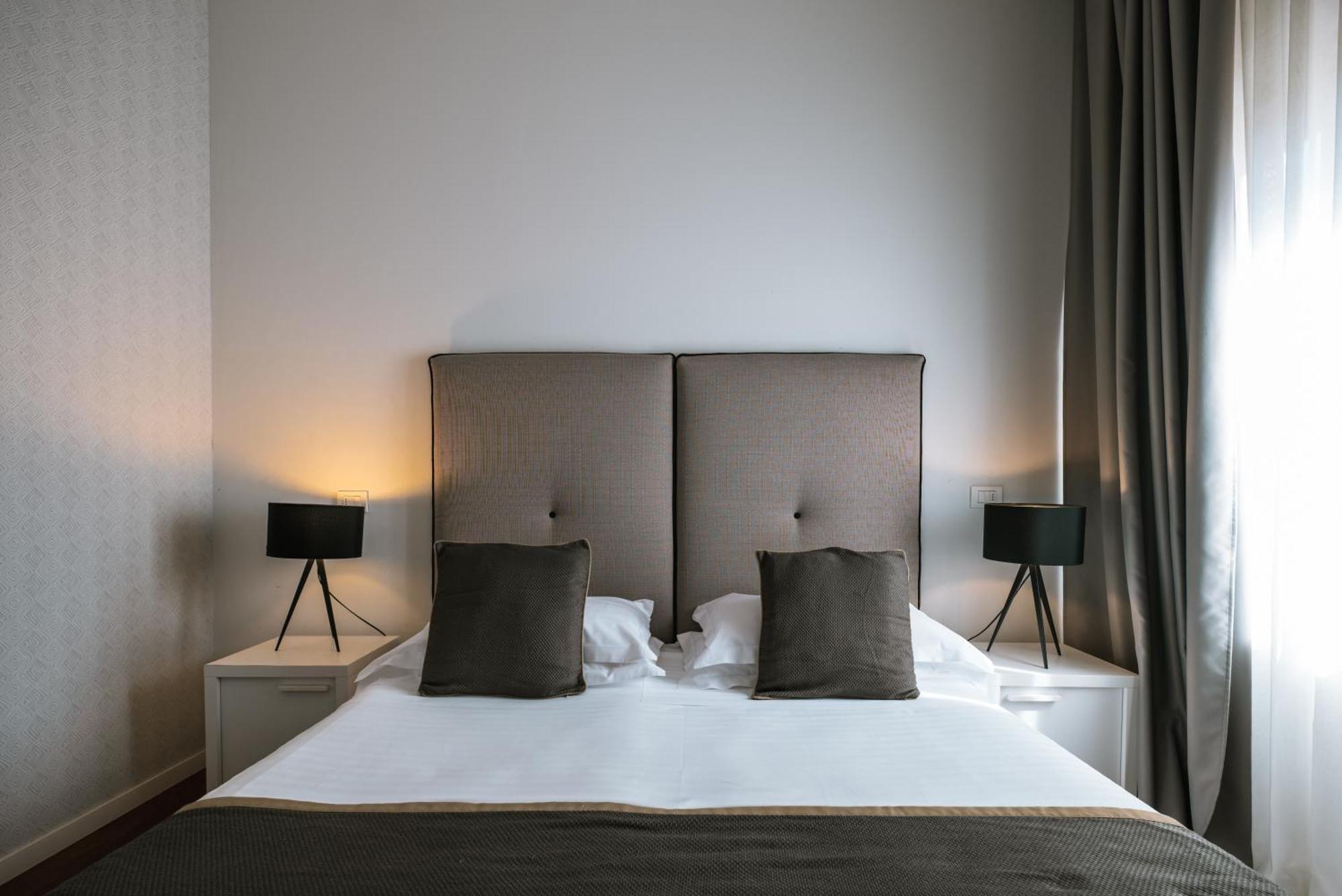 Hotel De La Ville Riccione Eksteriør bilde