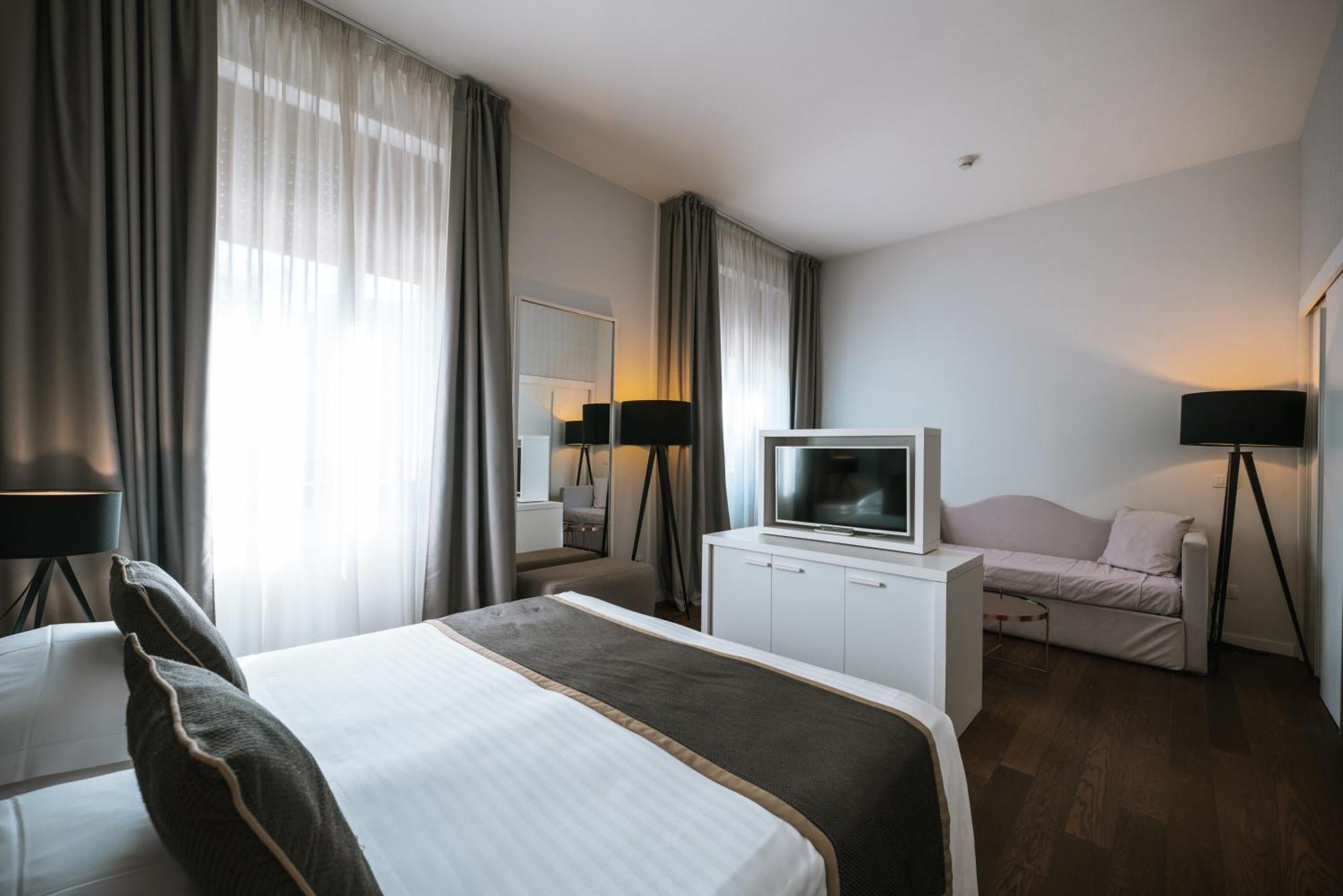 Hotel De La Ville Riccione Eksteriør bilde