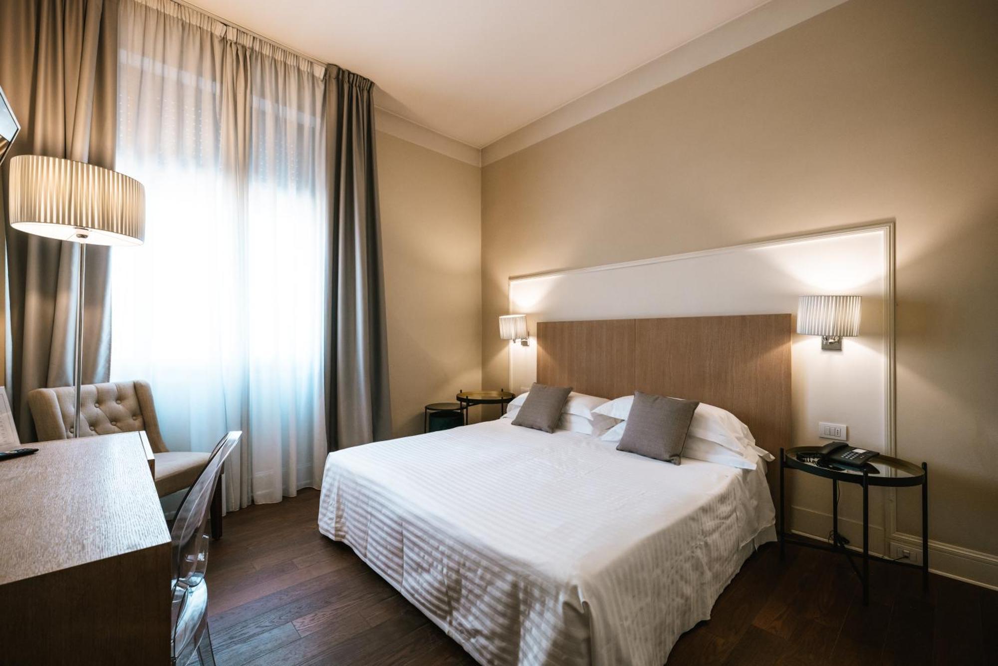 Hotel De La Ville Riccione Eksteriør bilde
